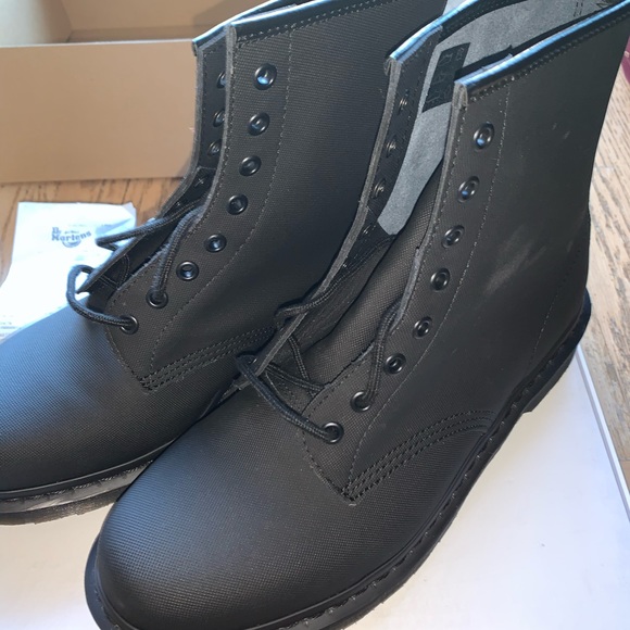 Doc Martens Boot - Picture 2 of 8